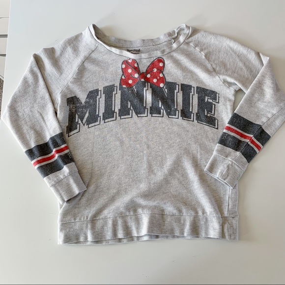 Disney Minnie Mouse 28 Crewneck graphic sweatshirt size small - Picture 3 of 8